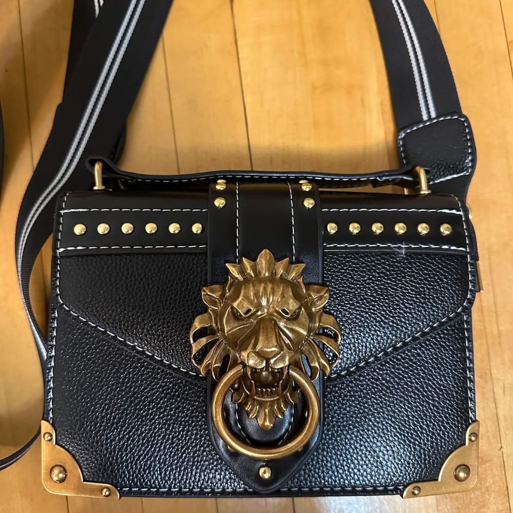 LION HEAD handbag